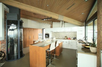Enlarge photo 50