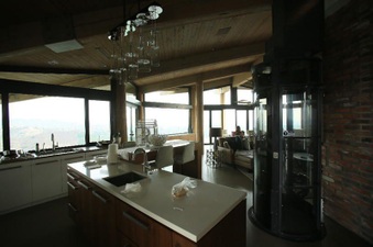 Enlarge photo 45