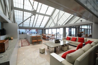 Enlarge photo 33