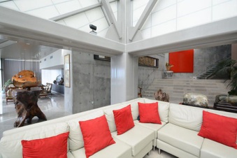 Enlarge photo 42