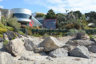 Enlarge photo 93