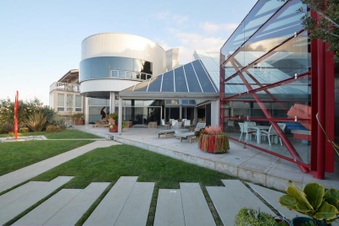 Enlarge photo 110
