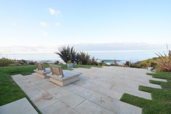 Enlarge photo 112