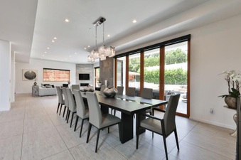 Enlarge photo 32