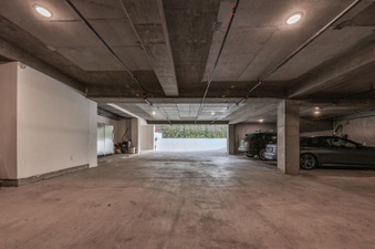 Enlarge photo 116
