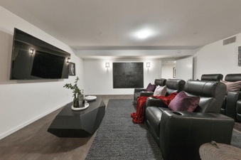 Enlarge photo 122