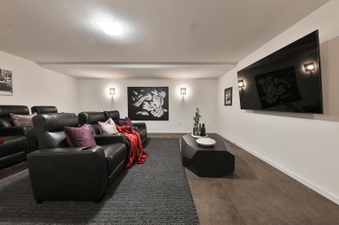 Enlarge photo 123