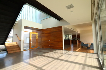 Enlarge photo 106