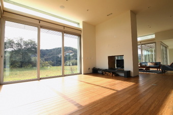 Enlarge photo 95