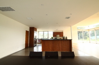 Enlarge photo 83