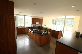 Enlarge photo 80