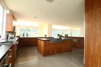 Enlarge photo 77