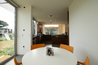 Enlarge photo 75