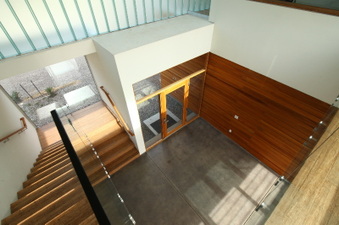 Enlarge photo 63
