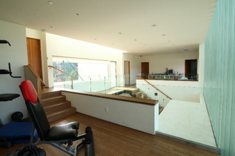 Enlarge photo 59