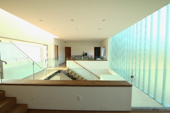 Enlarge photo 58