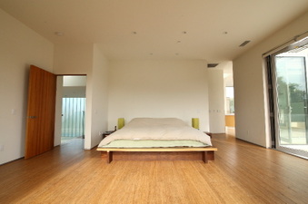 Enlarge photo 52