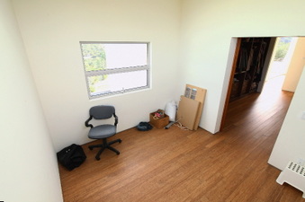 Enlarge photo 47