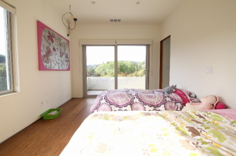 Enlarge photo 35