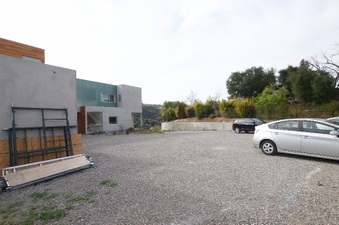 Enlarge photo 16