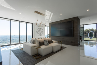 Enlarge photo 52