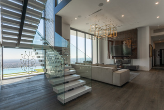 Enlarge photo 110