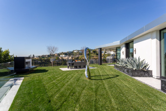 Enlarge photo 163