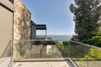 Enlarge photo 42
