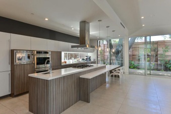 Enlarge photo 11
