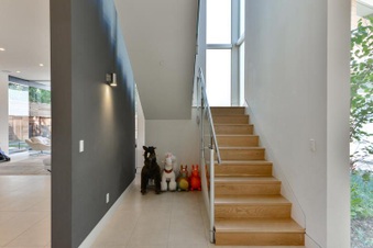 Enlarge photo 32