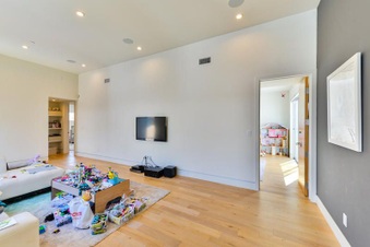 Enlarge photo 36