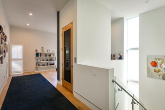 Enlarge photo 37