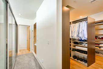 Enlarge photo 47