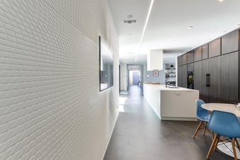Enlarge photo 38