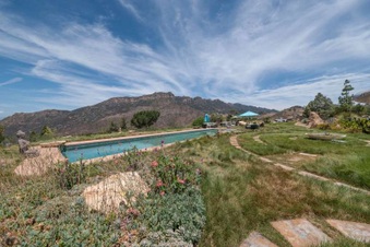 Enlarge photo 24