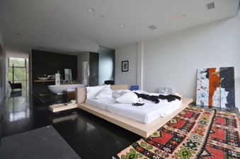 Enlarge photo 28