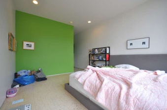 Enlarge photo 40