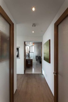 Enlarge photo 29