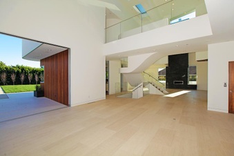 Enlarge photo 16