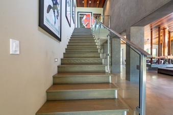 Enlarge photo 29