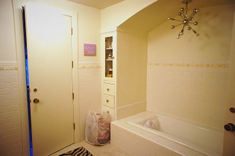 Enlarge photo 56