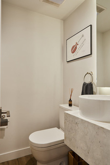 Enlarge photo 75