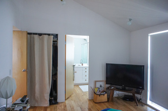 Enlarge photo 16