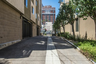 Enlarge photo 10