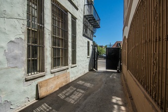 Enlarge photo 16