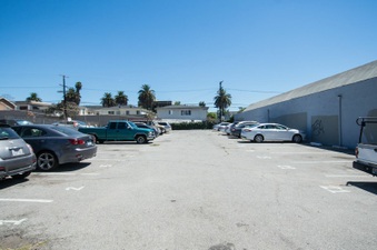 Enlarge photo 51