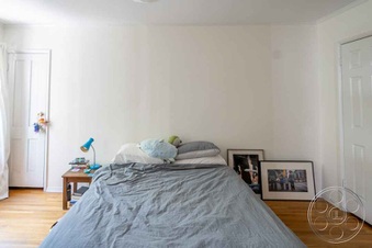 Enlarge photo 40