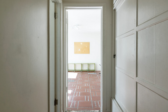 Enlarge photo 22