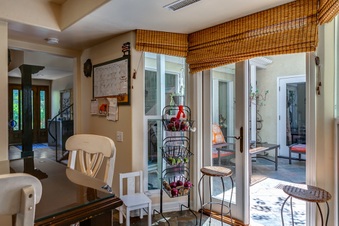 Enlarge photo 24