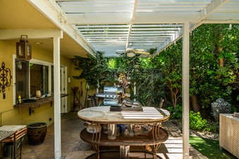 Enlarge photo 48